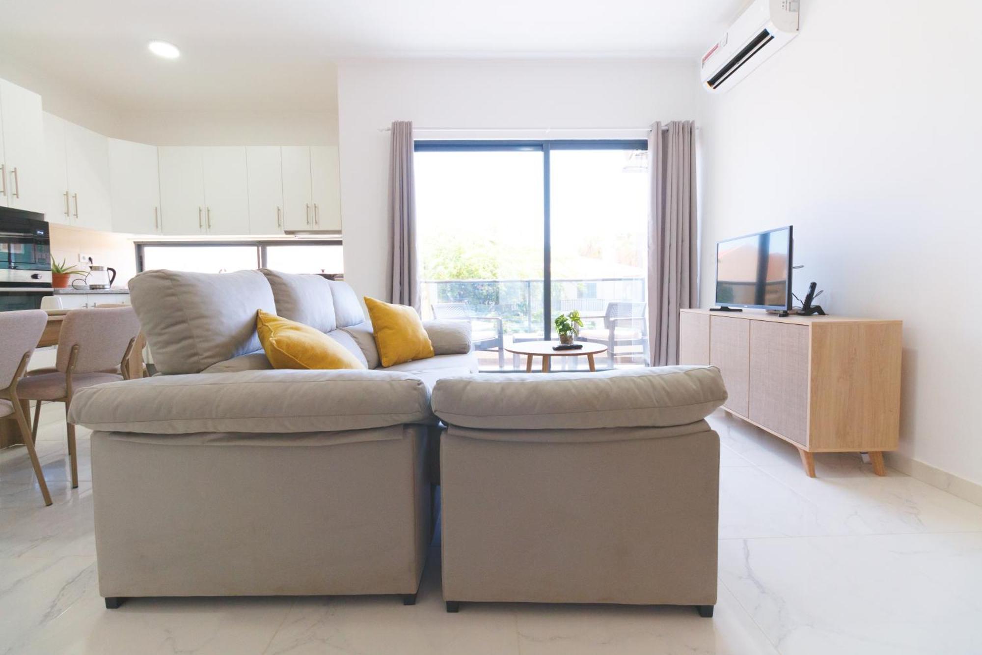 Brand New Spacious T3 Apartment In Санта-Мария Экстерьер фото